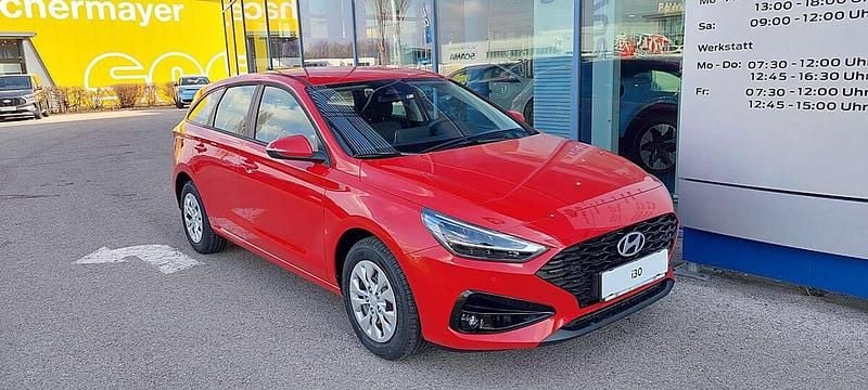 Gebraucht Hyundai i30 97 PS (71 kW) 2025 Rot Kombi