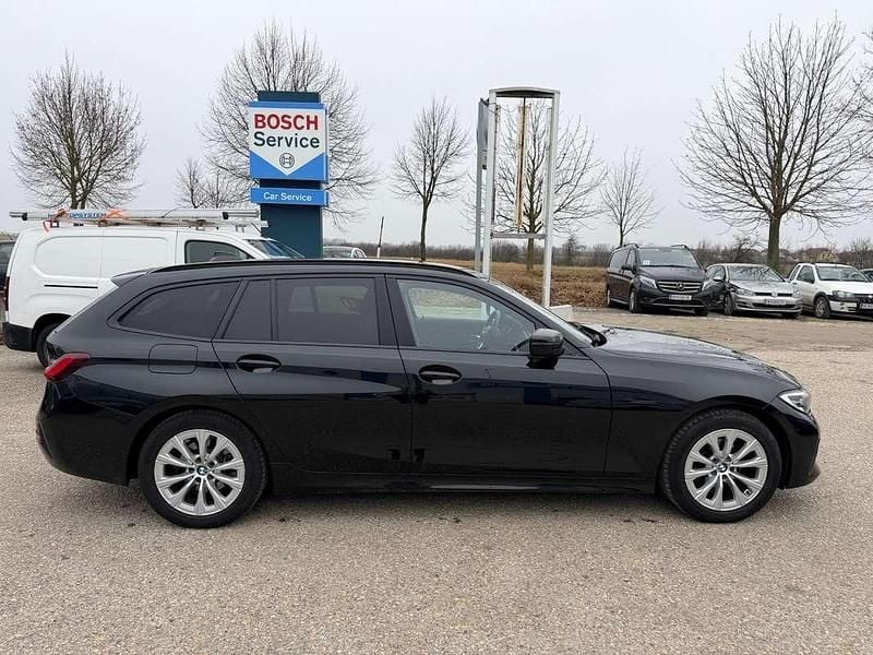 Gebraucht BMW 318 Advantage 150 PS (110 kW) 2021 Schwarz Kombi