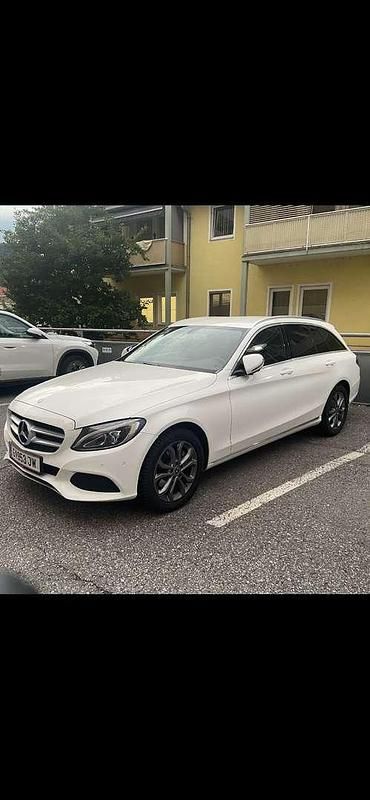Weiß Gebraucht 2017 Mercedes C220 Avantgarde Kombi | € 15.900 (Fairer Preis) - Bild 1/3