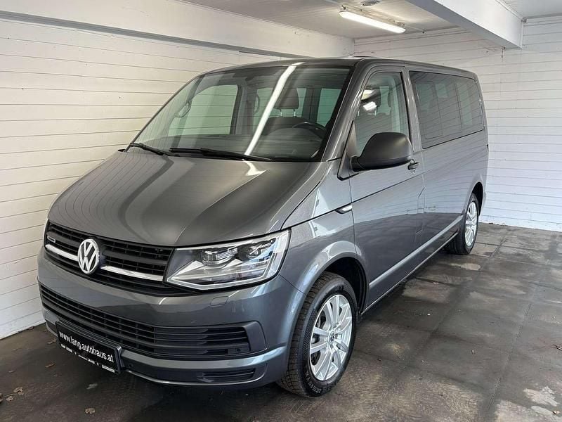 Gebraucht VW T6 Trendline 150 PS (110 kW) 2018 Grau Van