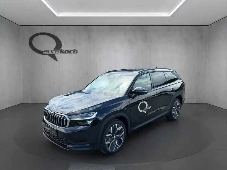 Schwarz metallicperleffektno Gebraucht 2024 Skoda Kodiaq Selection SUV | € 59.990 (Teuer) - Bild 1/4