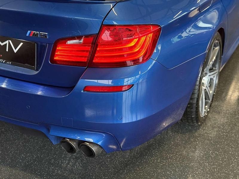 Gebraucht BMW M5 Competition Edition 575 PS (422 kW) 2015 Blau Limousine