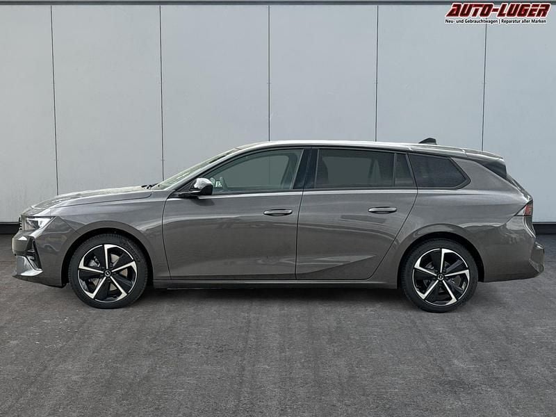 Neu Opel Astra 131 PS (96 kW) 2025 Limousine