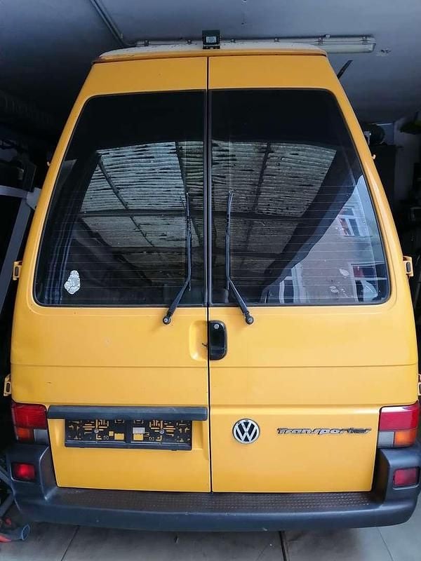 Gelb Gebraucht 1996 VW T4 Van | € 9.700 - Bild 1/4