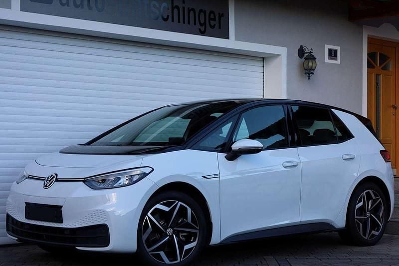 Weiß Gebraucht 2022 VW ID.3 Pro Kleinwagen | € 22.299 (Guter Preis) - Bild 1/4