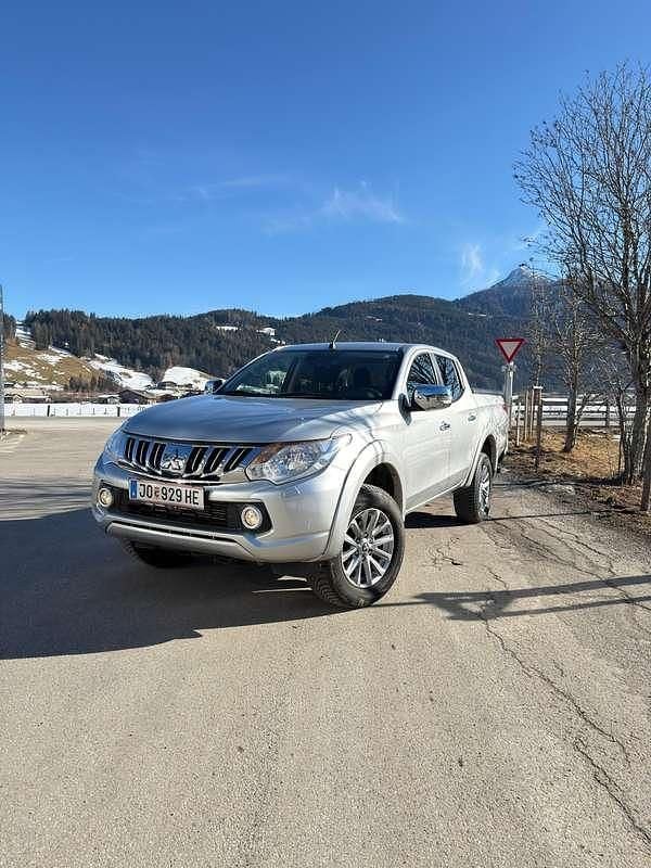 Gebraucht Mitsubishi L200 154 PS (113 kW) 2016 Grau Abholung
