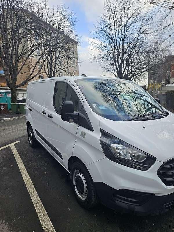 Gebraucht Ford Transit Custom 109 PS (80 kW) 2021 Weiß Van