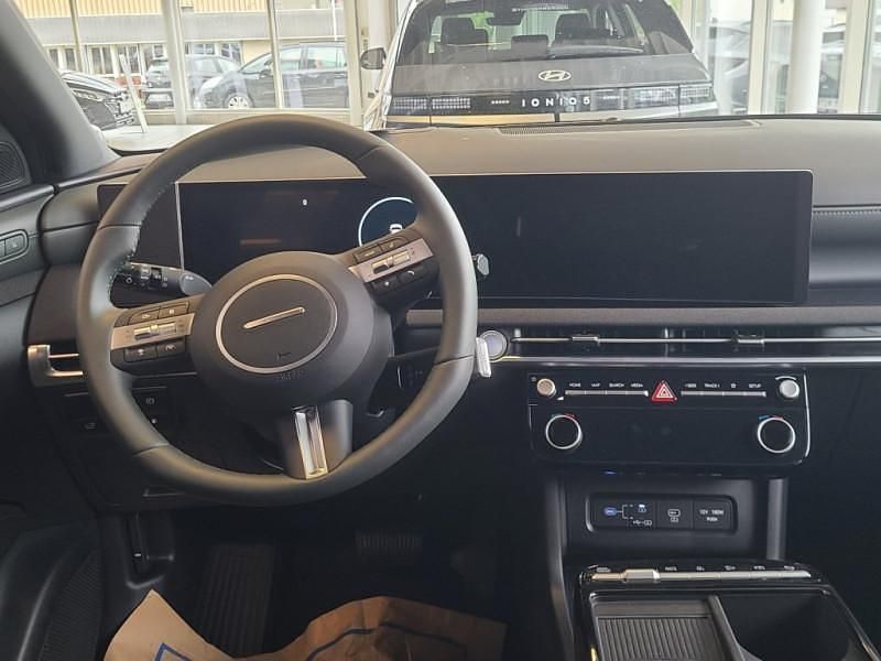 Gebraucht Hyundai Tucson 159 PS (116 kW) 2023 Pine green matt / schwarz SUV