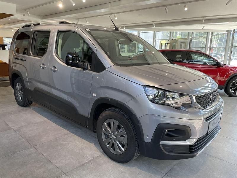 Gebraucht Peugeot Rifter Allure 100 kW (136 PS) 2022 Van / Kleinbus