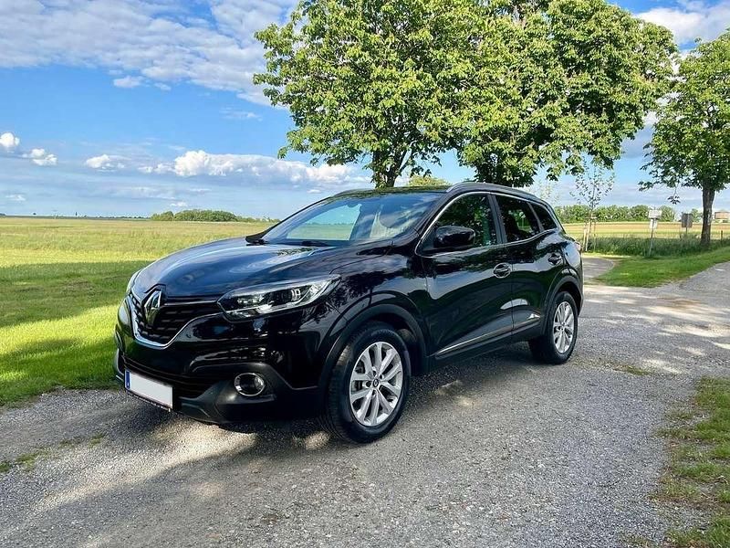 Gebraucht Renault Kadjar Zen 110 PS (80 kW) 2015 Schwarz SUV