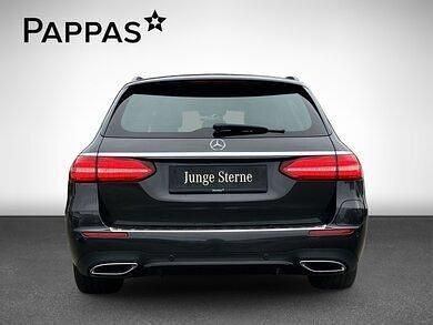 Gebraucht Mercedes E300 Edition 194 PS (142 kW) 2022 Metalliclack graphitgrau Kombi