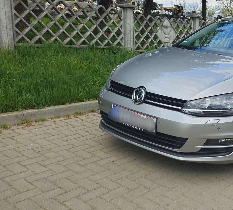 Gebraucht VW Golf VII Comfortline 105 PS (77 kW) 2013 Grau Limousine