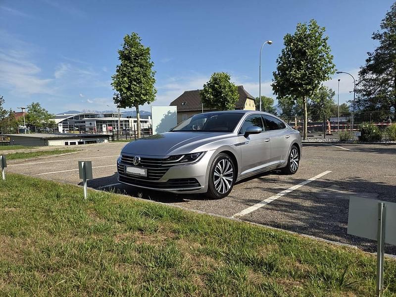 Silber Gebraucht 2017 VW Arteon Limousine | € 24.900 (Fairer Preis) - Bild 1/4
