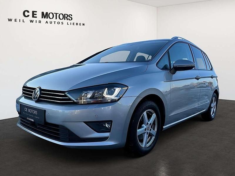 Silber Gebraucht 2017 VW Golf LOUNGE Limousine | € 13.799 (Guter Preis) - Bild 1/2