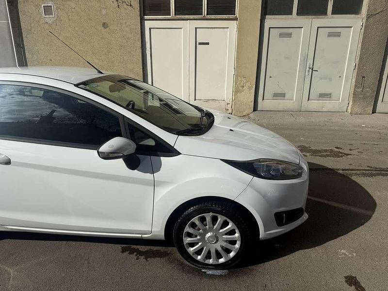 Gebraucht Ford Fiesta Ambiente 60 PS (44 kW) 2013 Kleinwagen
