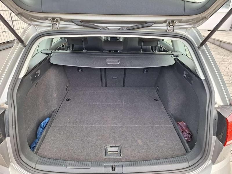 Gebraucht VW Golf VII 116 PS (85 kW) 2018 Silber Kombi