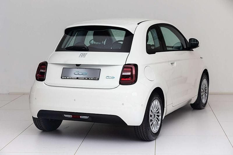 Gebraucht Fiat 500e 86 kW (118 PS) 2023 Weiß Limousine