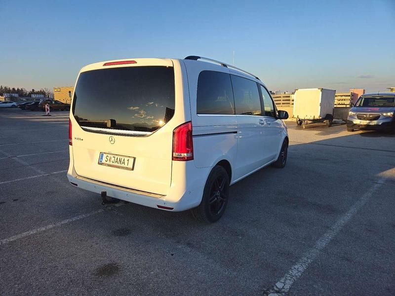 Gebraucht Mercedes V250 Avantgarde 190 PS (139 kW) 2015 Weiß Van / Kleinbus