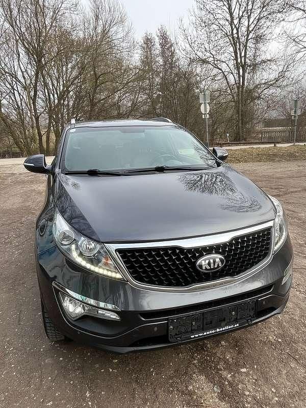Gebraucht Kia Sportage 136 PS (100 kW) 2015 Grau SUV