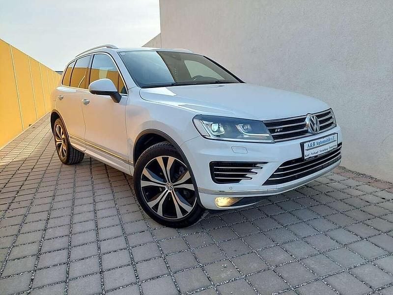 Gebraucht VW Touareg Sport 204 PS (150 kW) 2016 Weiß SUV