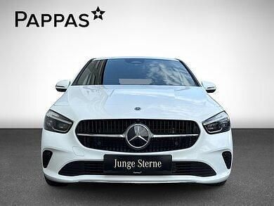 Gebraucht Mercedes B180 Edition 116 PS (85 kW) 2024 Polarweiß Van / Kleinbus