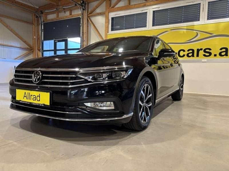 Gebraucht VW Passat Elegance 200 PS (147 kW) 2022 Schwarz Kombi