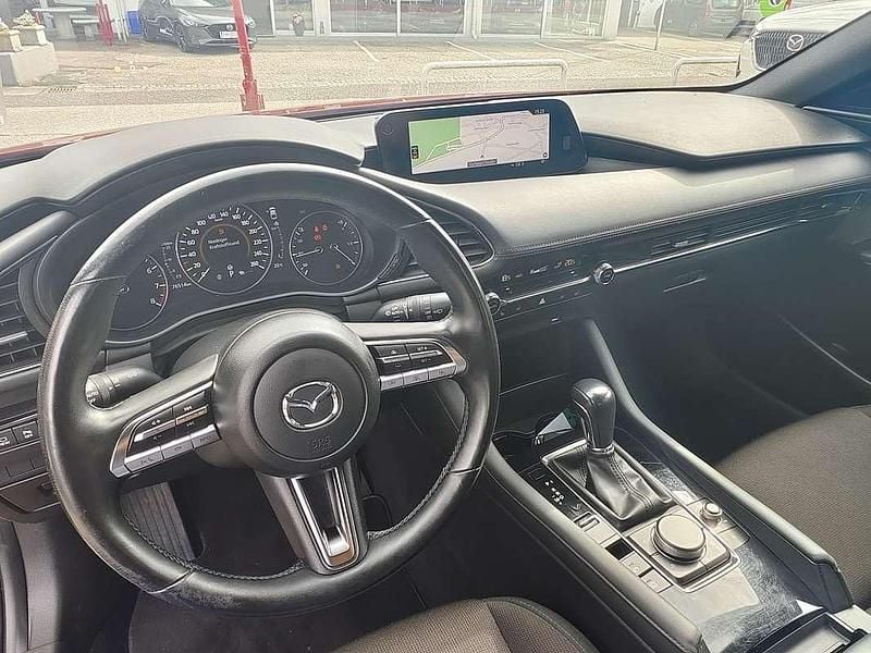 Gebraucht Mazda 3 Comfort 122 PS (89 kW) 2019 Rot Limousine