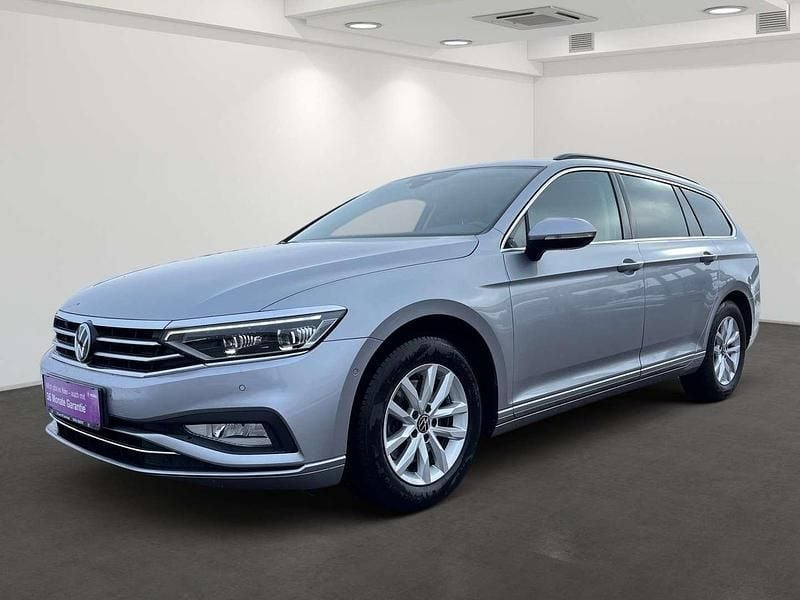 Grau Gebraucht 2023 VW Passat Kombi | € 24.990 (Guter Preis) - Bild 1/4