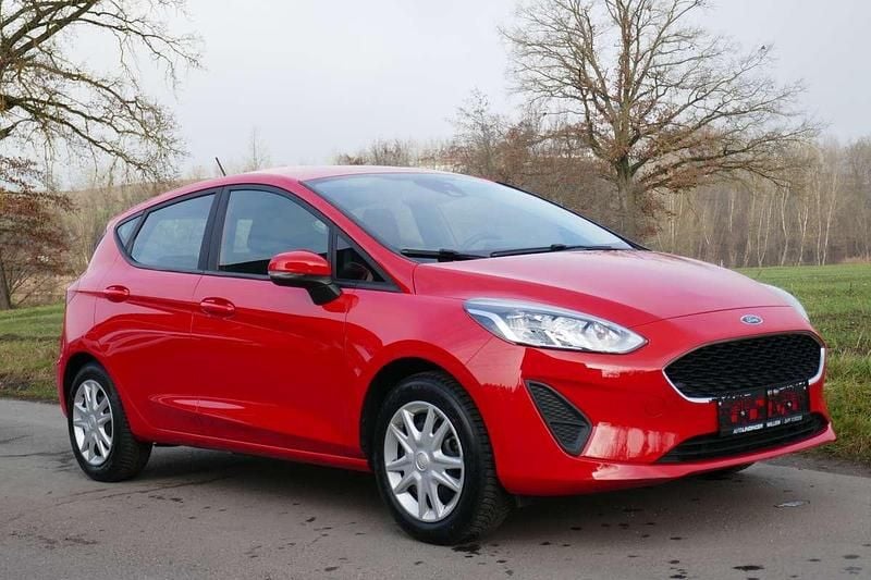 Gebraucht Ford Fiesta Cool & Connect 75 PS (55 kW) 2020 Rot Kleinwagen