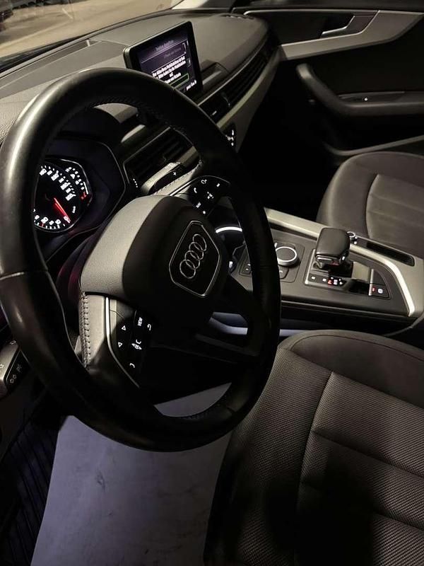 Gebraucht Audi A4 Design 150 PS (110 kW) 2019 Kombi