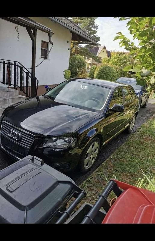 Gebraucht Audi A3 90 PS (66 kW) 2010 Kleinwagen