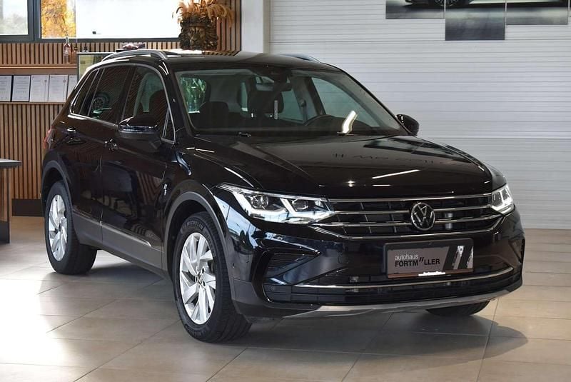 Schwarz Gebraucht 2021 VW Tiguan Elegance SUV | € 27.500 (Superpreis) - Bild 1/4