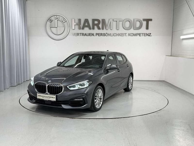 Gebraucht BMW 118 Advantage 140 PS (102 kW) 2020 Grau Kleinwagen