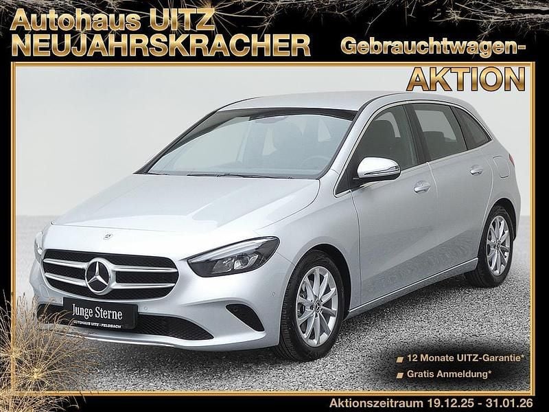 Silber Gebraucht 2022 Mercedes 200 Business Limousine | € 32.955 (Guter Preis) - Bild 1/3