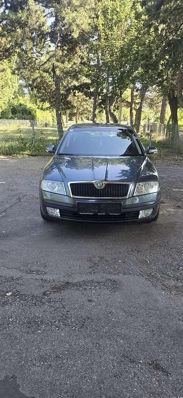 Gebraucht Skoda Octavia 105 PS (77 kW) 2005 Grau Limousine