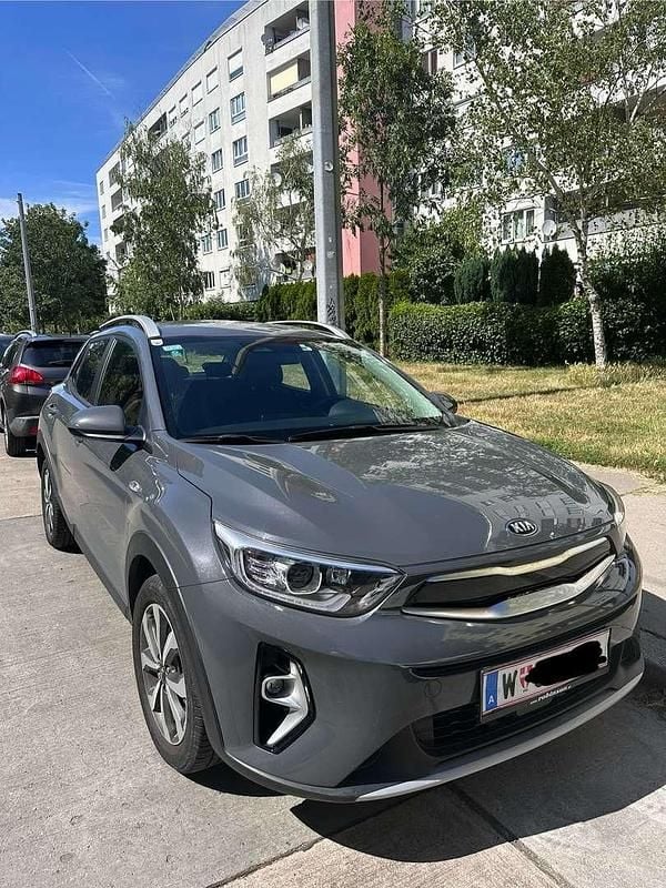 Gebraucht 2021 Kia Stonic Silver SUV | € 14.990 (Fairer Preis) - Bild 1/4