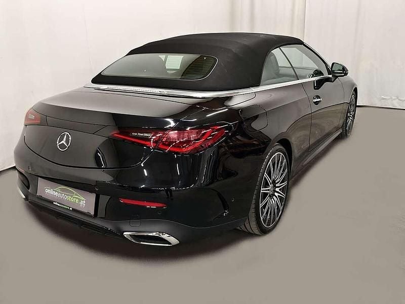 Gebraucht Mercedes CLE220 AMG 197 PS (144 kW) 2025 Schwarz Cabrio