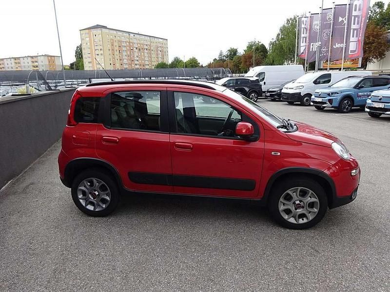 Gebraucht Fiat Panda 4x4 Classica 75 PS (55 kW) 2012 Rot Kleinwagen