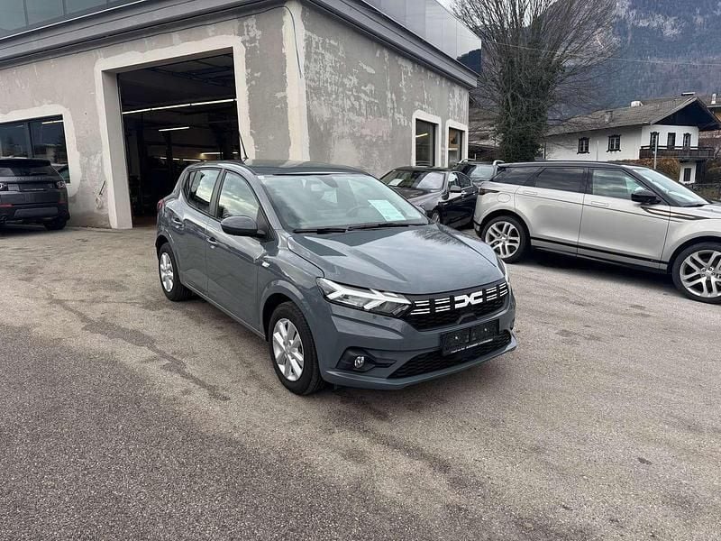 Grau Gebraucht 2024 Dacia Sandero Expression Kleinwagen | € 14.900 (Guter Preis) - Bild 1/4