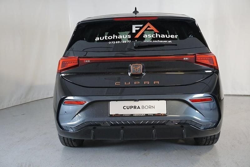 Gebraucht Cupra Born e-Boost 169 kW (231 PS) 2025 Schwarz  metallic Kleinwagen