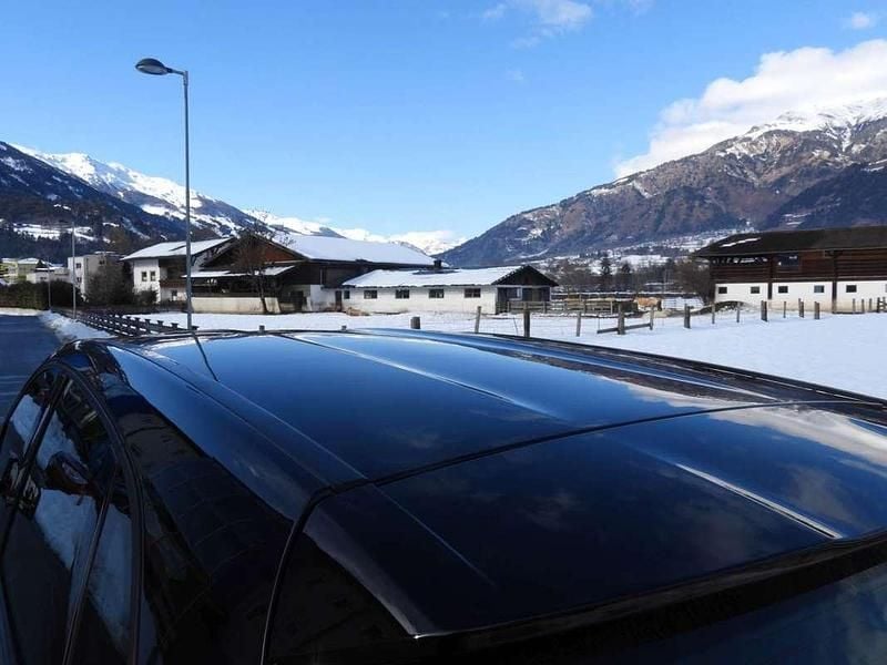 Gebraucht Mercedes B180 122 PS (89 kW) 2014 Schwarz Van / Kleinbus