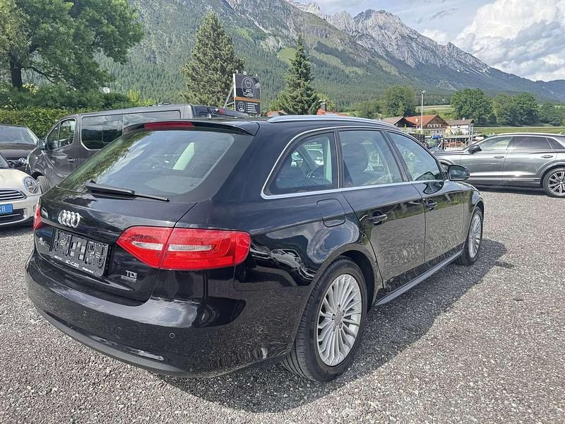 Gebraucht Audi A4 Attraction 150 PS (110 kW) 2015 Schwarz Kombi
