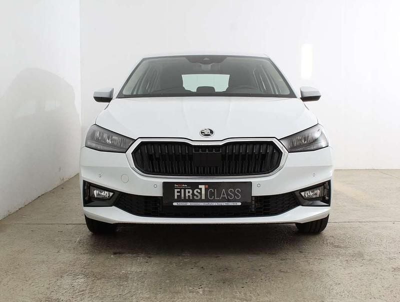 Neu Skoda Fabia Selection 95 PS (69 kW) 2025 Weiss  metallic Limousine