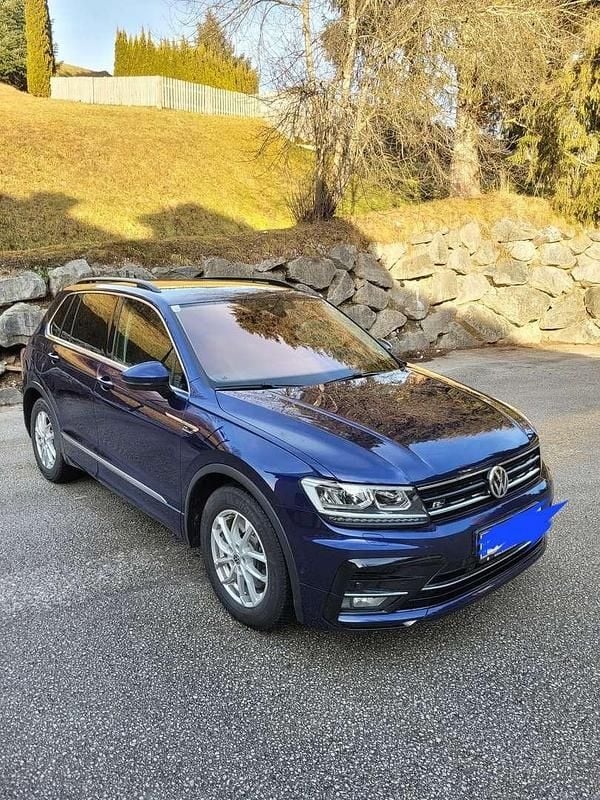 Blau Gebraucht 2018 VW Tiguan Highline SUV | € 25.000 (Fairer Preis) - Bild 1/4