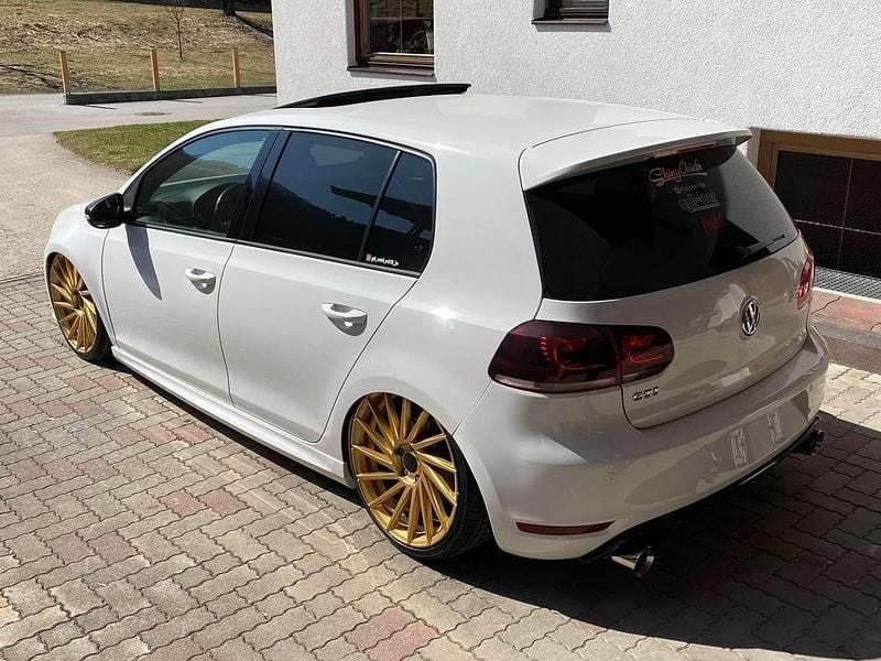 Gebraucht VW Golf VII Edition 235 PS (172 kW) 2012 Weiß Limousine