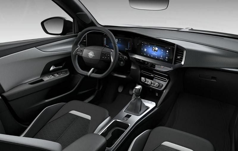 Neu Opel Mokka Edition 136 PS (100 kW) 2025 Grün SUV