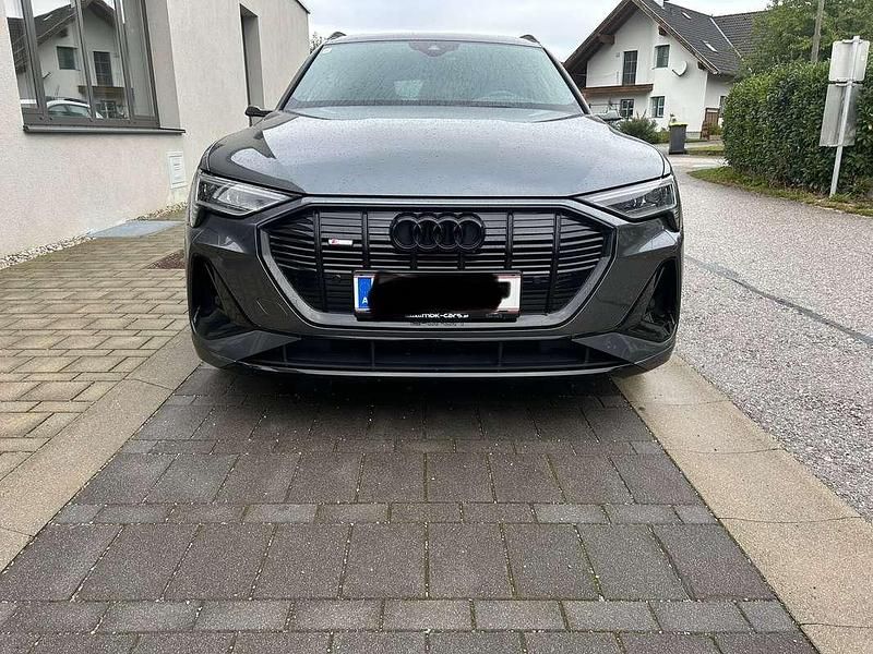 Gebraucht Audi e-tron S-Line 230 kW (313 PS) 2020 SUV