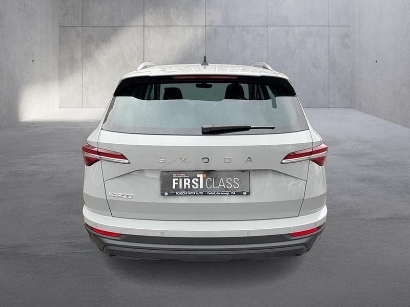 Neu Skoda Karoq Selection 150 PS (110 kW) 2026 Mittelgrau  normal SUV