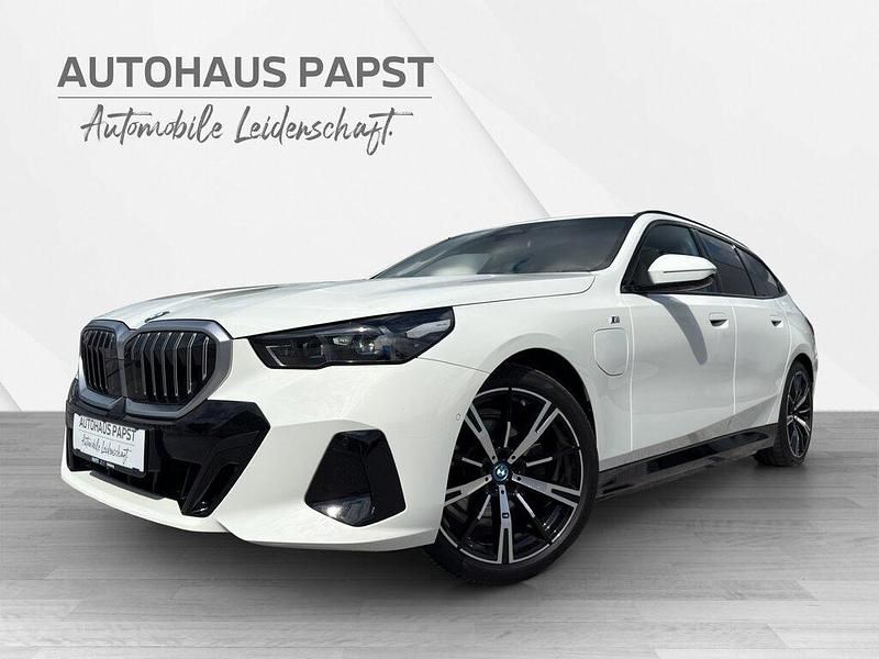 Alpinweiß Gebraucht 2024 BMW 530e Efficient Dynamics | € 58.752 - Bild 1/1