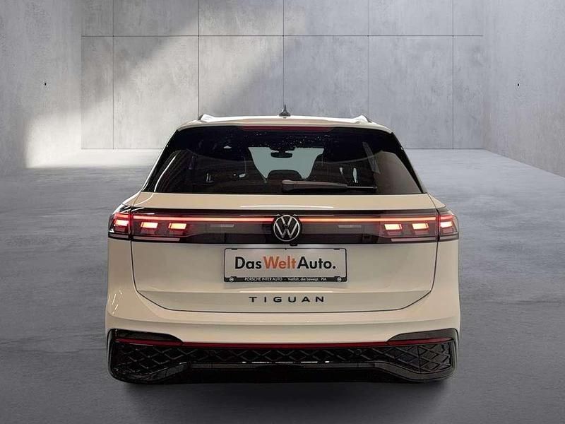 Gebraucht VW Tiguan Sport 150 PS (110 kW) 2025 Weiss  normal SUV